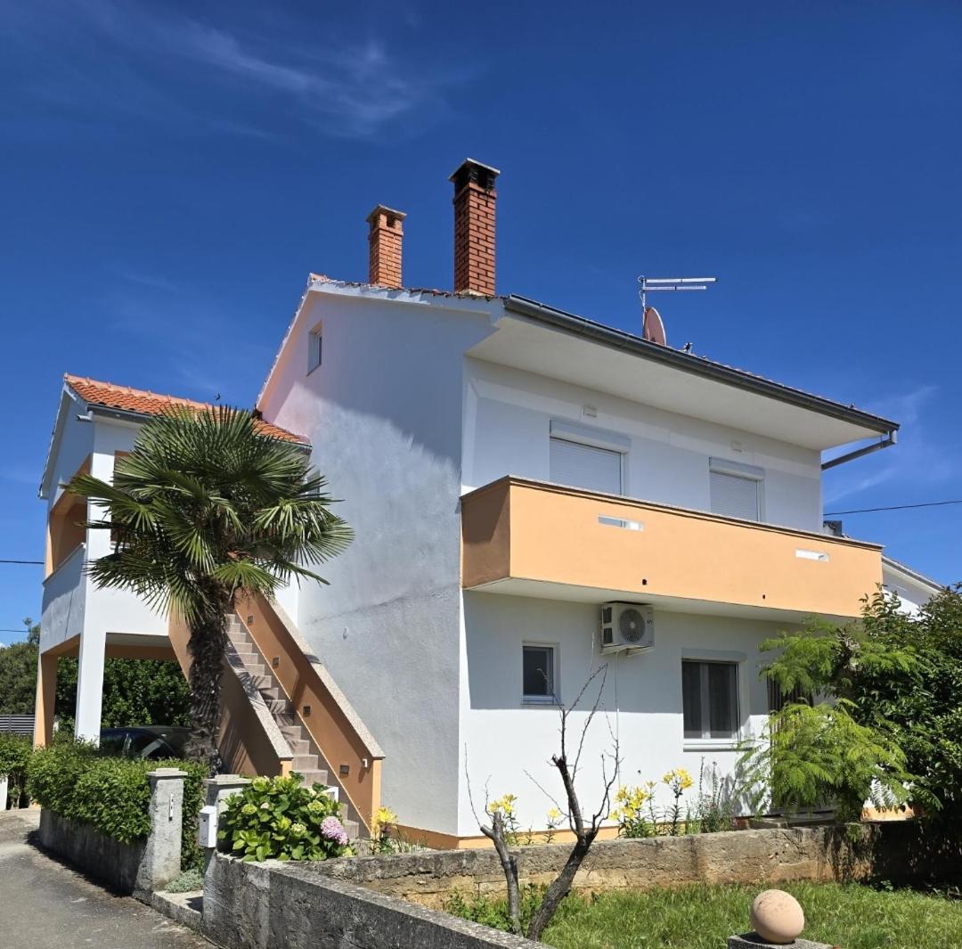 Apartments Sime Petrcane Exterior photo